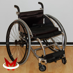 Кресло-коляска для для игры в настольный теннис